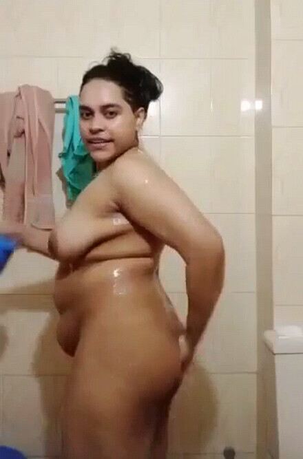 Tanker milf hot sexy nude bhabi bathing nude video