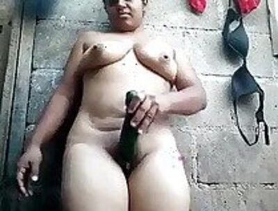 Very horny village hot bhabi xx hard fucking with cucumber mms