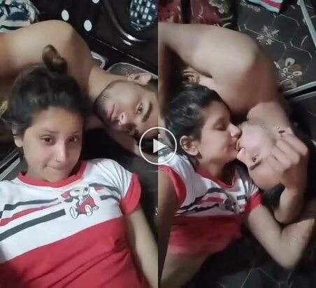 College-18-horny-lover-couple-south-indian-ka-bf-enjoy-HD.jpg