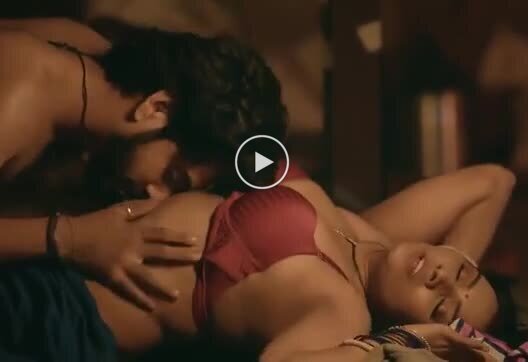 Super-hottest-bhabi-fuck-palangtodbetaaashiqbaapayyash-clip-HD.jpg