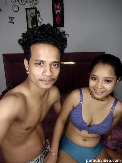 College-horny-lover-couple-indian-live-sex-xnxx-sex-live-HD.jpg