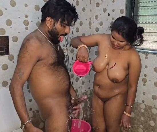 Beautiful-big-boobs-bbw-desi-bhabhi-bp-fucked-bf-in-bathroom-HD.jpg