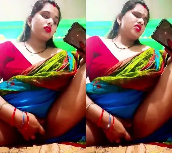 Very-beautiful-horny-xxx-local-bhabi-fingering-pussy-mms-HD-.jpg