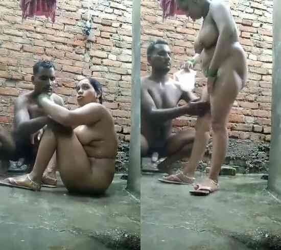 Bangladeshi-muslim-bbw-milf-nephew-desiauntyfuck-fuck-bathroom.jpg