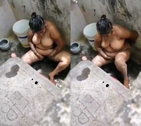 village-bbw-desi-nude-bhabhi-Bathing-Secretly-Recorded-mms.jpg