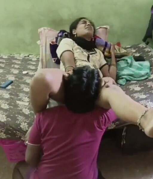 Horny muslim amateur desi wife xnxx pussy licking devar mms