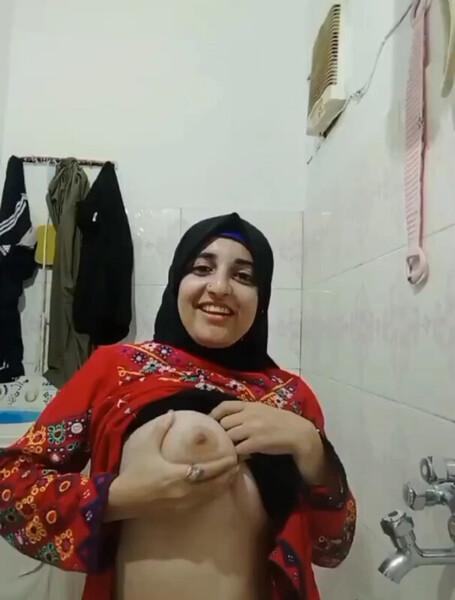 Super cute pak muslim hijabi babe pakistan sexys nice big boobs